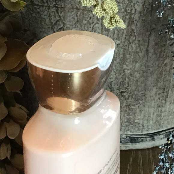 Bath & Body Works Orchard Honeycrisp Apple & Buttered Rum Lotion Daily Use - 8oz - Picture 5 of 5